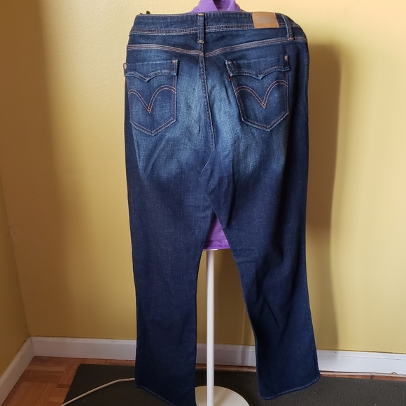 Jeans - Picture 3 of 3